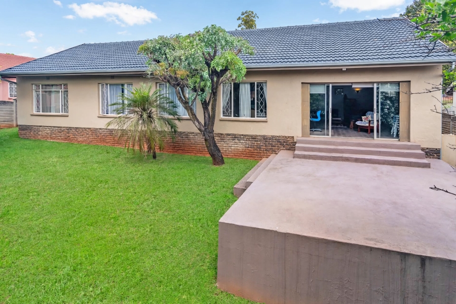 3 Bedroom Property for Sale in Breaunanda Gauteng