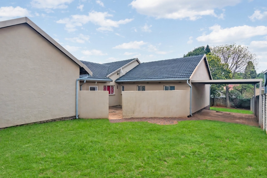 3 Bedroom Property for Sale in Breaunanda Gauteng