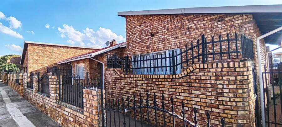 3 Bedroom Property for Sale in Atteridgeville Gauteng