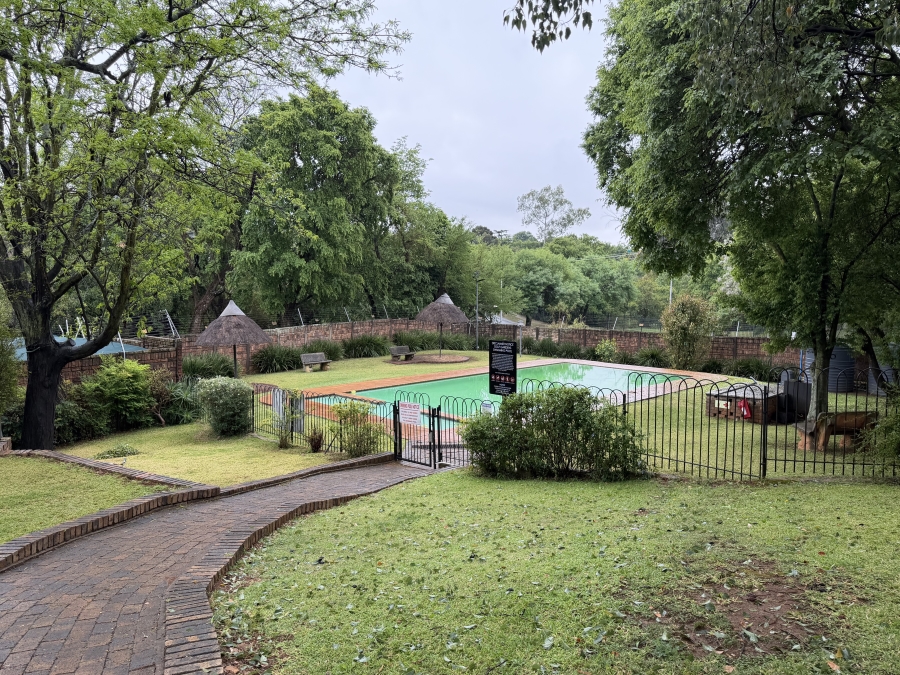 3 Bedroom Property for Sale in Maroelana Gauteng