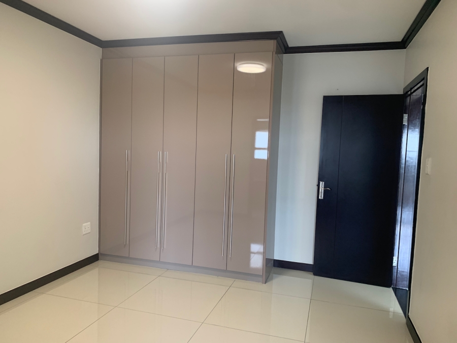 To Let 1 Bedroom Property for Rent in Broadacres Gauteng
