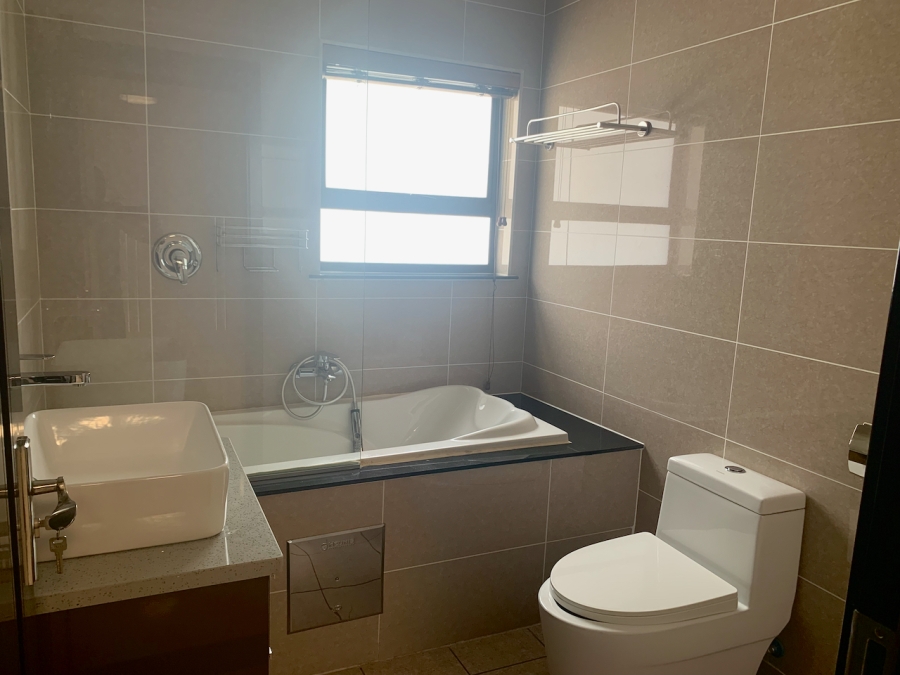 To Let 1 Bedroom Property for Rent in Broadacres Gauteng