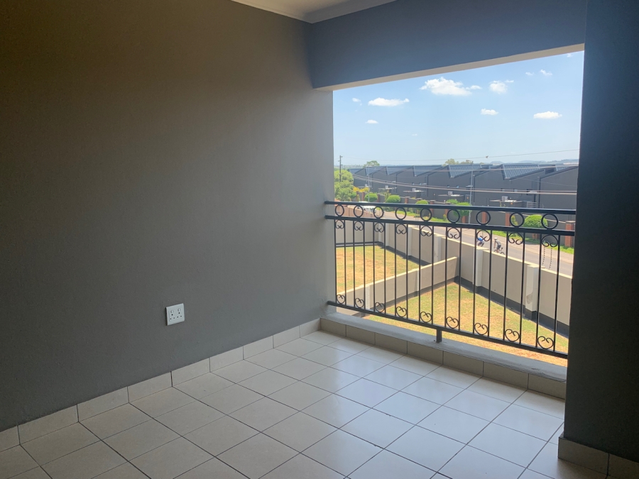 To Let 1 Bedroom Property for Rent in Broadacres Gauteng