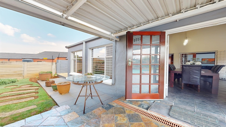 4 Bedroom Property for Sale in Morganridge Gauteng