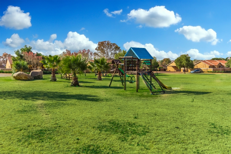 2 Bedroom Property for Sale in Heuwelsig Estate Gauteng