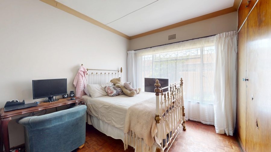 6 Bedroom Property for Sale in Comet Gauteng
