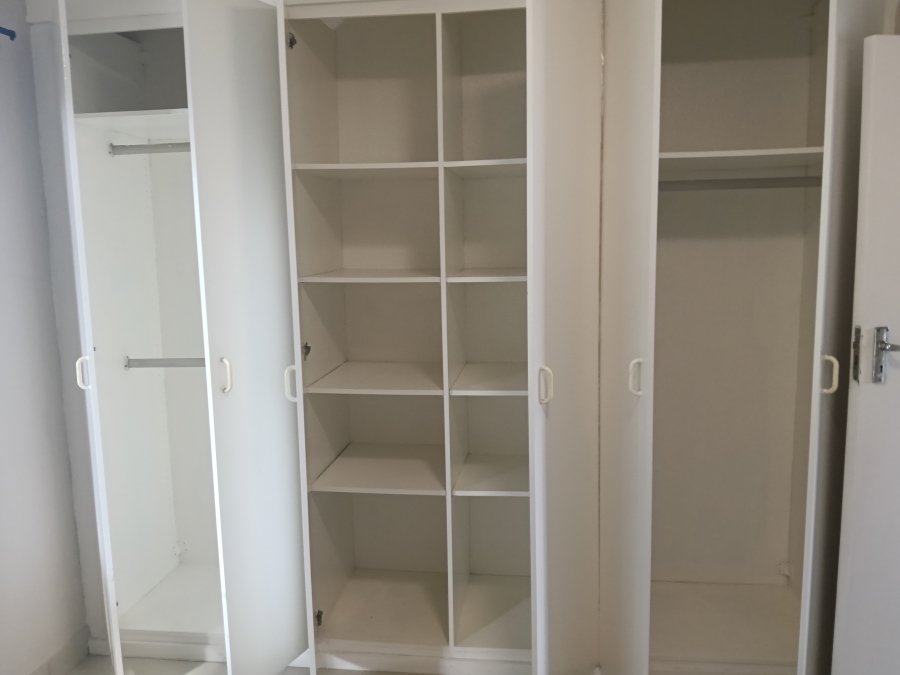 2 Bedroom Property for Sale in Lakefield Gauteng