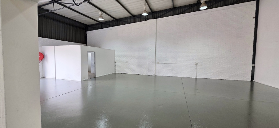 To Let Commercial Property for Rent in Barbeque Downs Gauteng