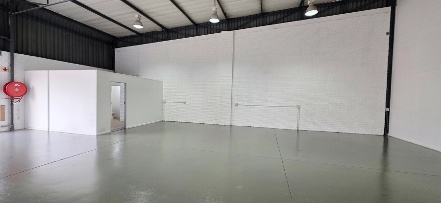 To Let Commercial Property for Rent in Barbeque Downs Gauteng