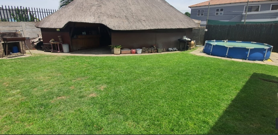3 Bedroom Property for Sale in Robertsham Gauteng