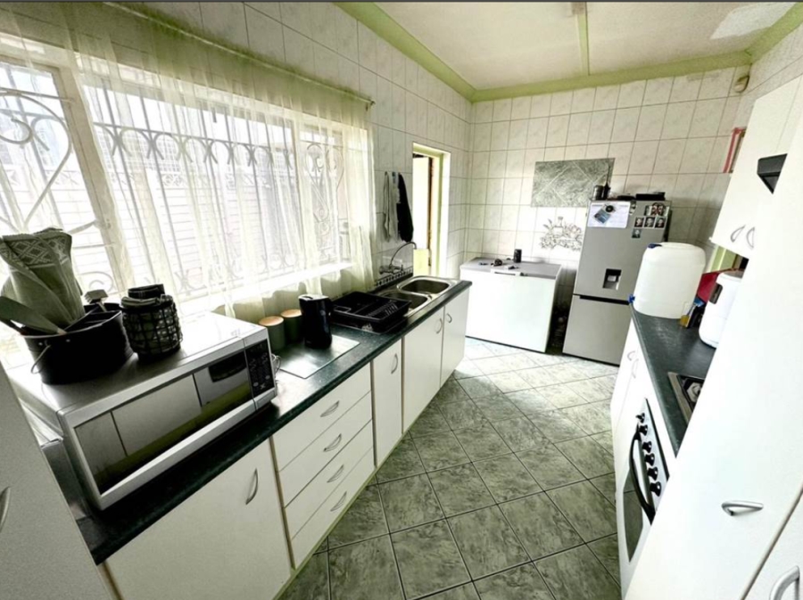 3 Bedroom Property for Sale in Robertsham Gauteng