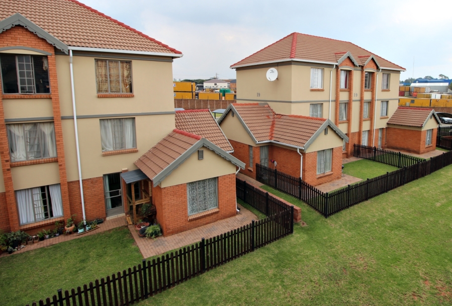 2 Bedroom Property for Sale in Terenure Gauteng