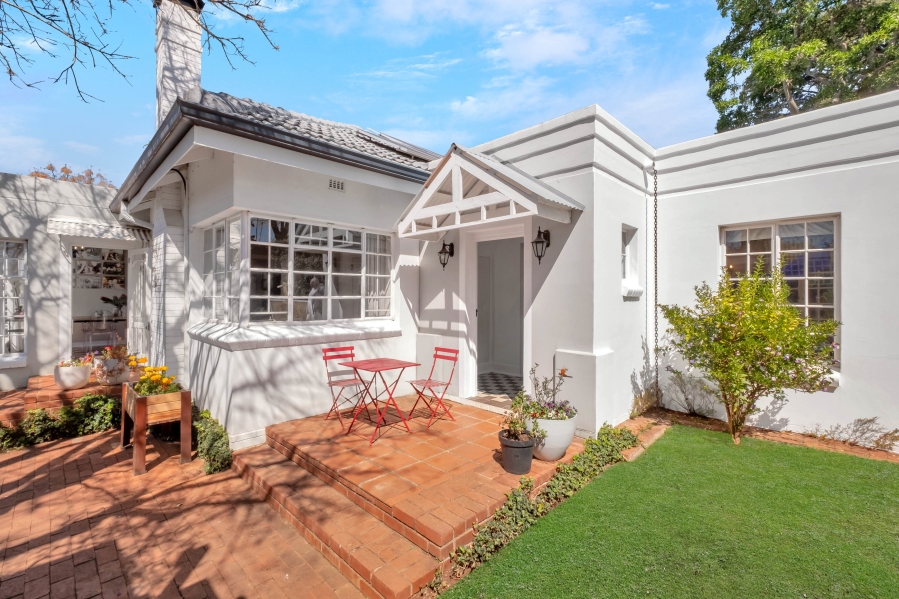 3 Bedroom Property for Sale in Linden Gauteng