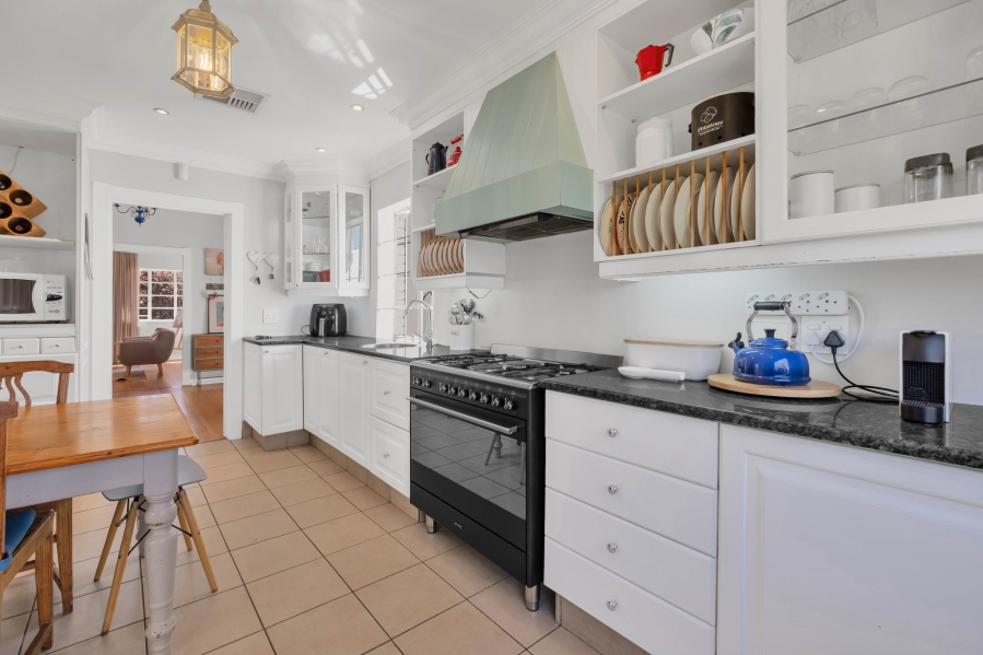 3 Bedroom Property for Sale in Linden Gauteng