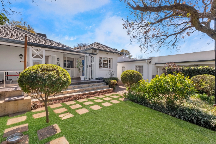 3 Bedroom Property for Sale in Linden Gauteng