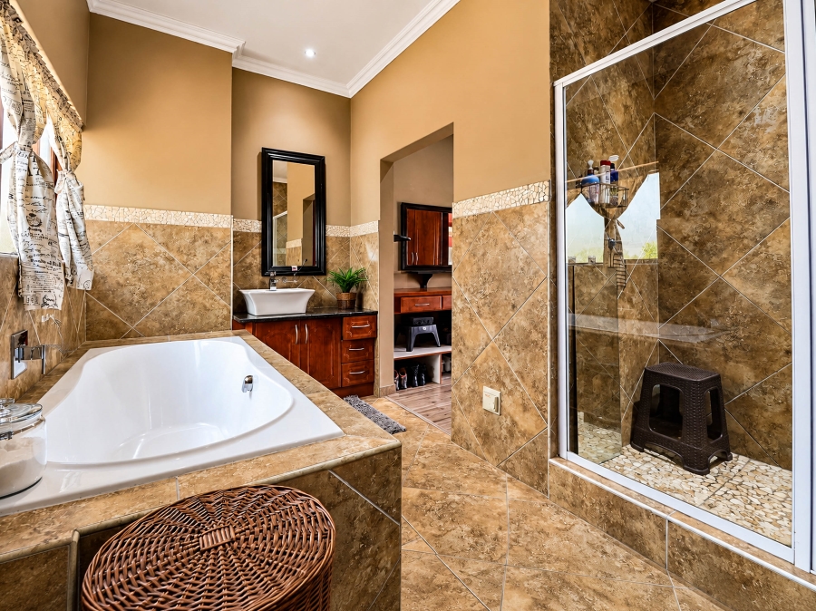 5 Bedroom Property for Sale in Midstream Estate Gauteng