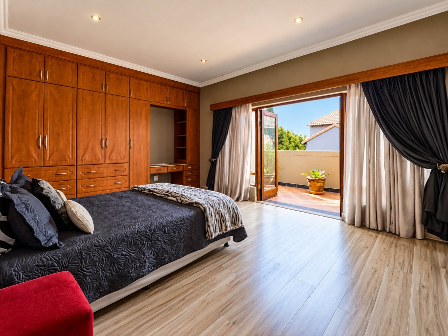 5 Bedroom Property for Sale in Midstream Estate Gauteng