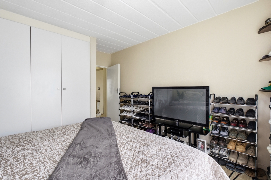 2 Bedroom Property for Sale in Maroeladal Gauteng