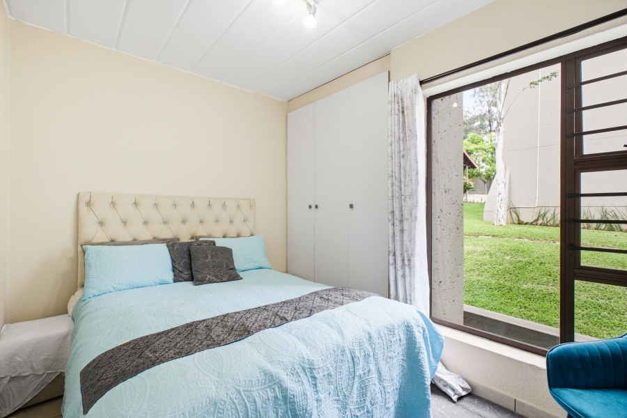 2 Bedroom Property for Sale in Maroeladal Gauteng