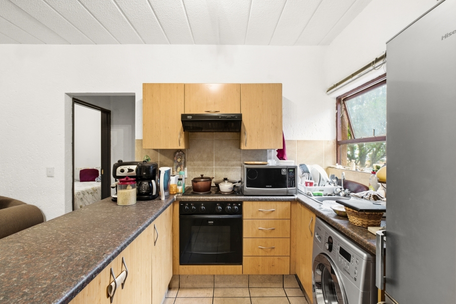 1 Bedroom Property for Sale in Douglasdale Gauteng