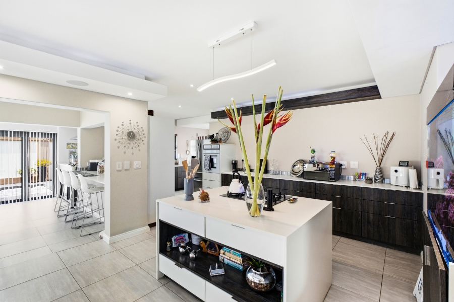 3 Bedroom Property for Sale in Bryanston Gauteng