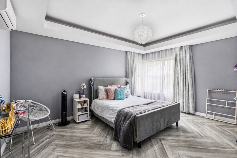 3 Bedroom Property for Sale in Bryanston Gauteng