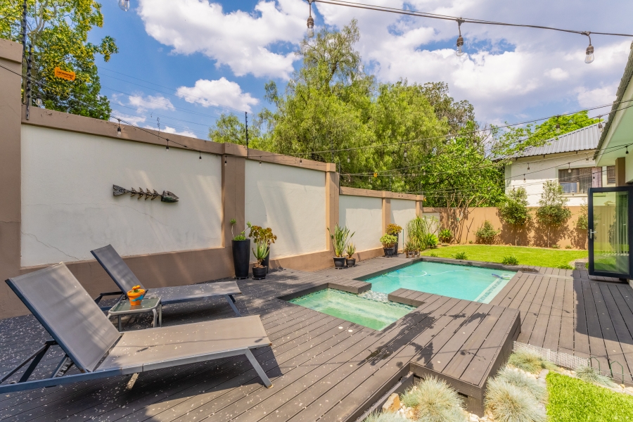 3 Bedroom Property for Sale in Bryanston Gauteng