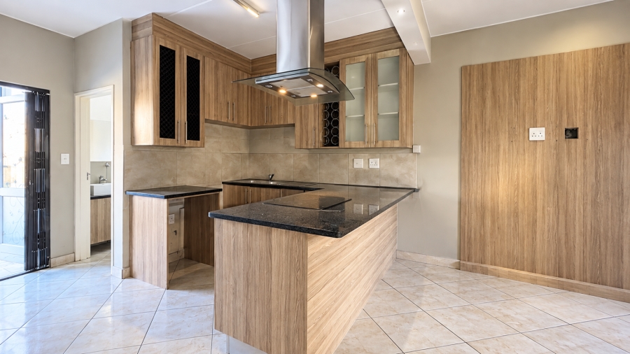 3 Bedroom Property for Sale in Albertsdal Gauteng