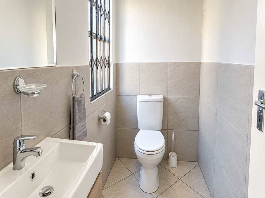 3 Bedroom Property for Sale in Albertsdal Gauteng