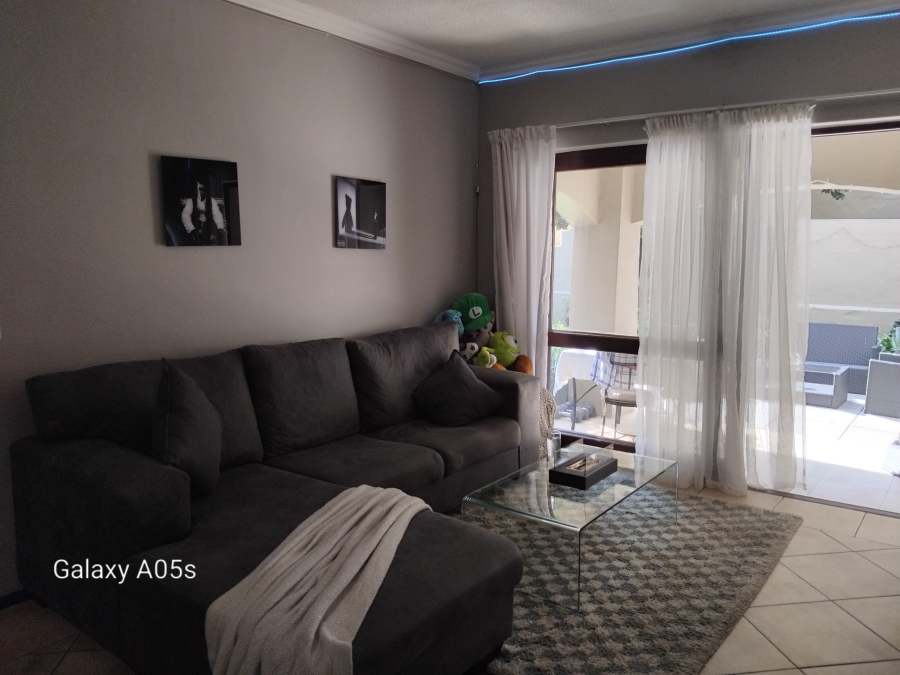 1 Bedroom Property for Sale in Lonehill Gauteng