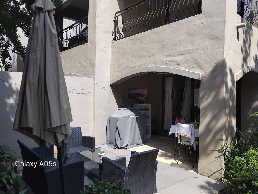1 Bedroom Property for Sale in Lonehill Gauteng