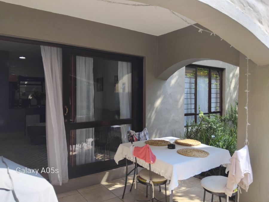 1 Bedroom Property for Sale in Lonehill Gauteng