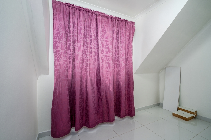 4 Bedroom Property for Sale in Bromhof Gauteng