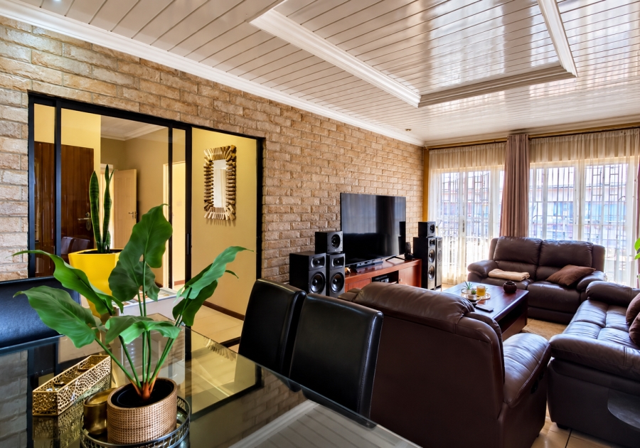 4 Bedroom Property for Sale in Vanderbijlpark CE 3 Gauteng
