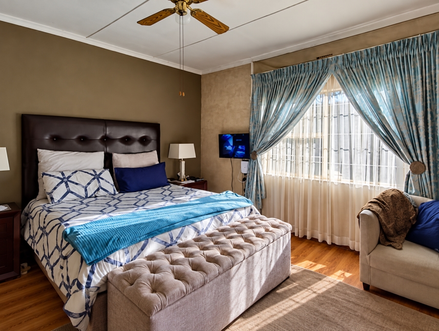 4 Bedroom Property for Sale in Vanderbijlpark CE 3 Gauteng