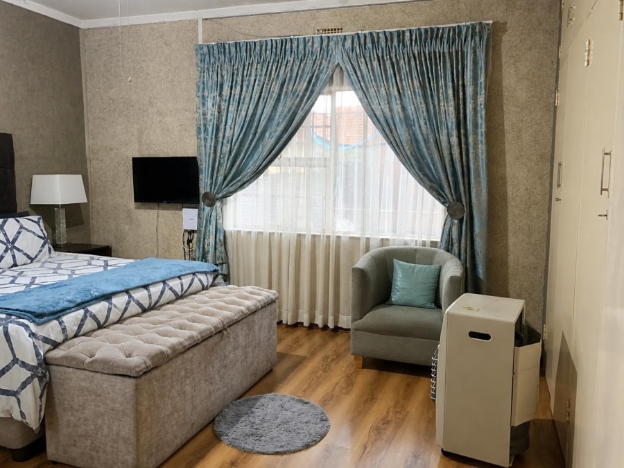 4 Bedroom Property for Sale in Vanderbijlpark CE 3 Gauteng