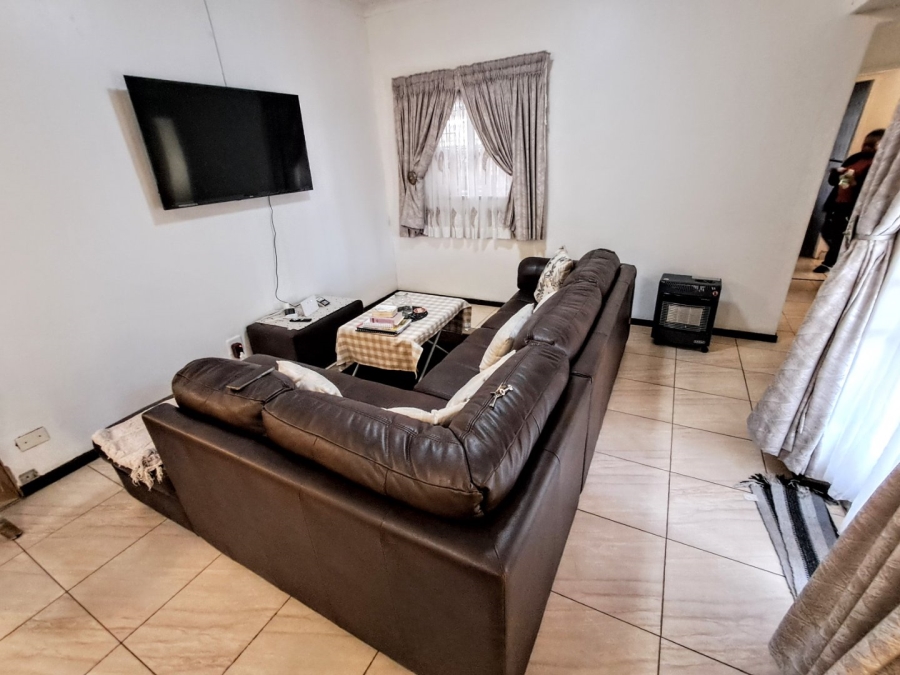 2 Bedroom Property for Sale in Clarina Gauteng