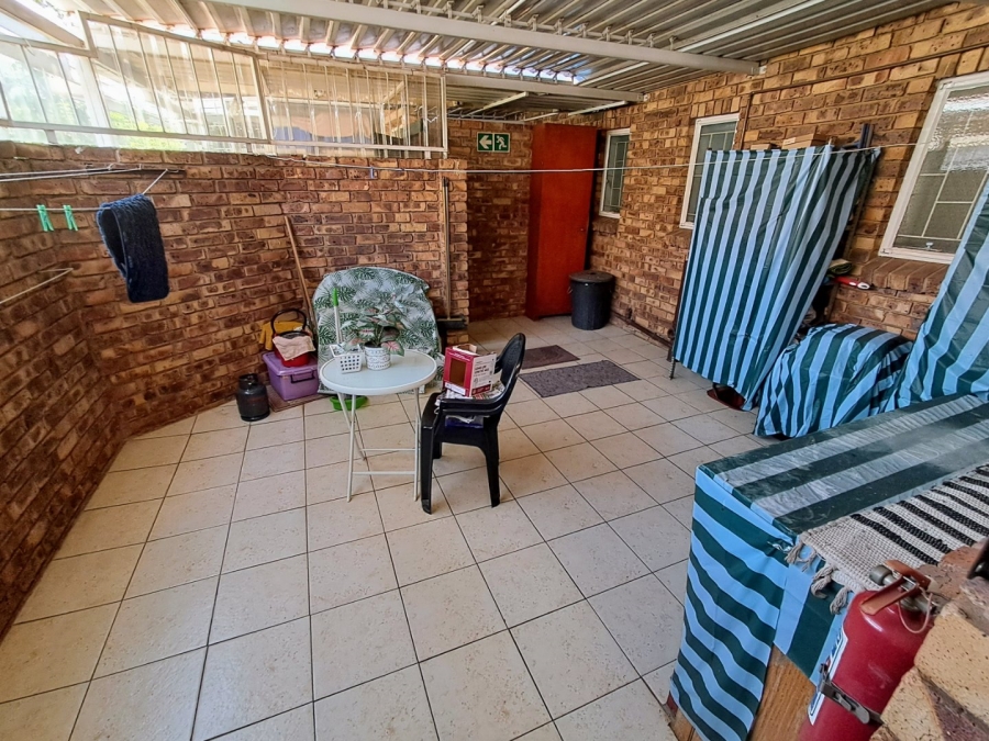 2 Bedroom Property for Sale in Clarina Gauteng