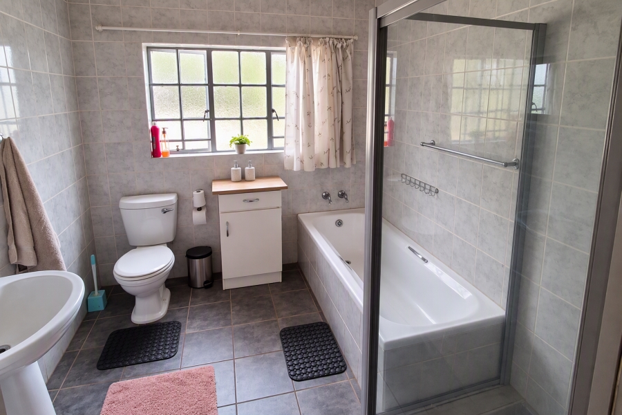 3 Bedroom Property for Sale in Kameeldrift West Gauteng