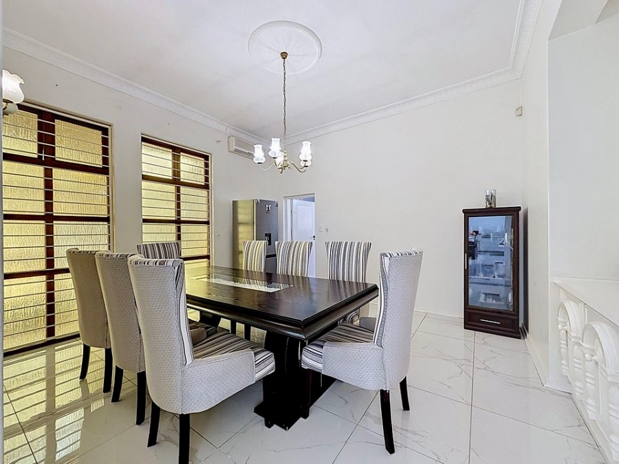 5 Bedroom Property for Sale in Waterkloof Park Gauteng