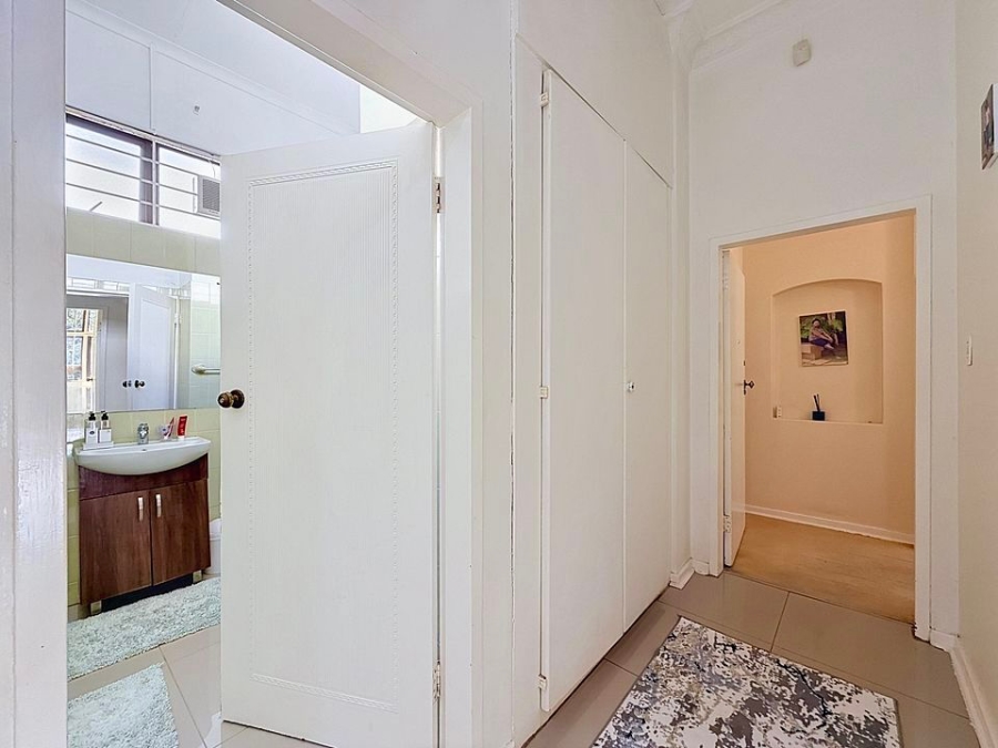 5 Bedroom Property for Sale in Waterkloof Park Gauteng