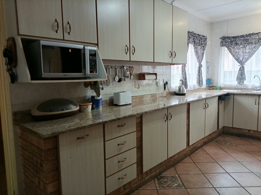 4 Bedroom Property for Sale in Norkem Park Gauteng