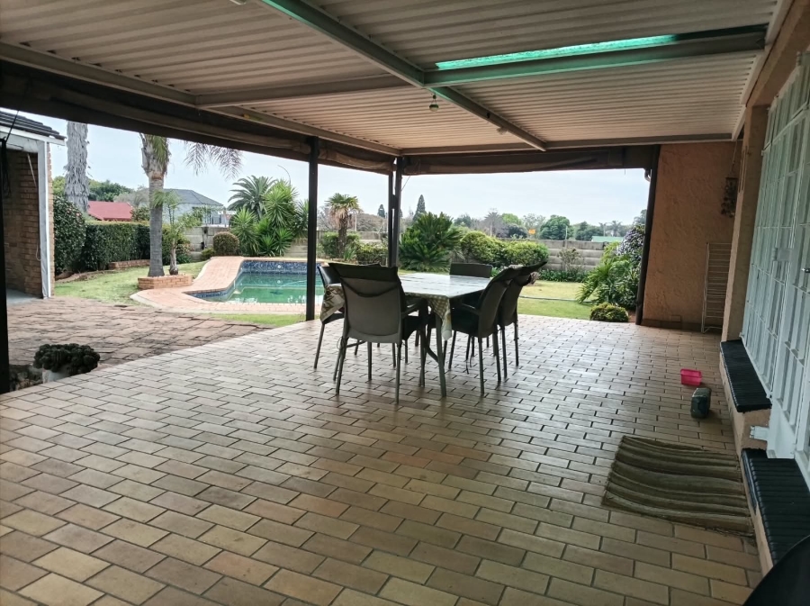 4 Bedroom Property for Sale in Norkem Park Gauteng