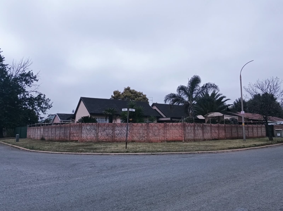 4 Bedroom Property for Sale in Norkem Park Gauteng