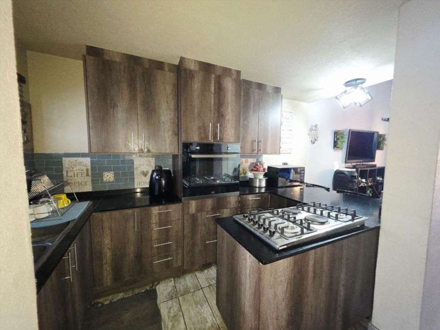 3 Bedroom Property for Sale in Terenure Gauteng