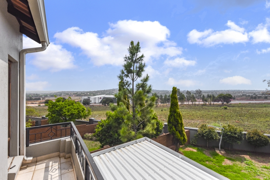 3 Bedroom Property for Sale in Rietvlei Ridge Country Estate Gauteng