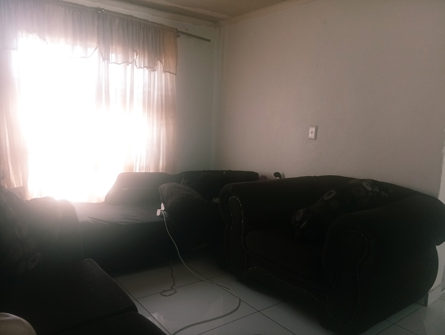 1 Bedroom Property for Sale in Dawn Park Gauteng