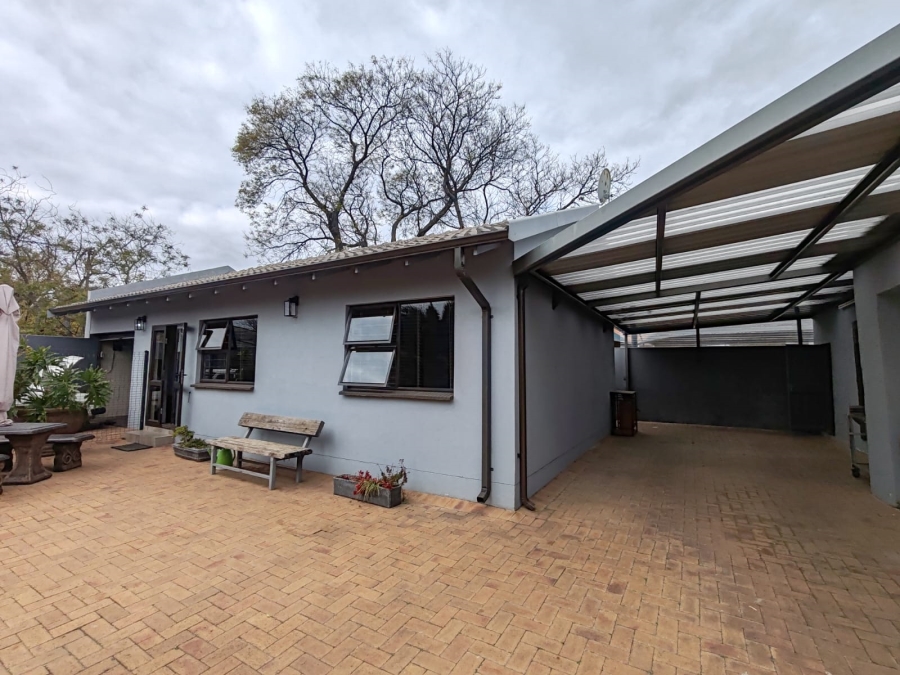 To Let 2 Bedroom Property for Rent in Dalview Gauteng
