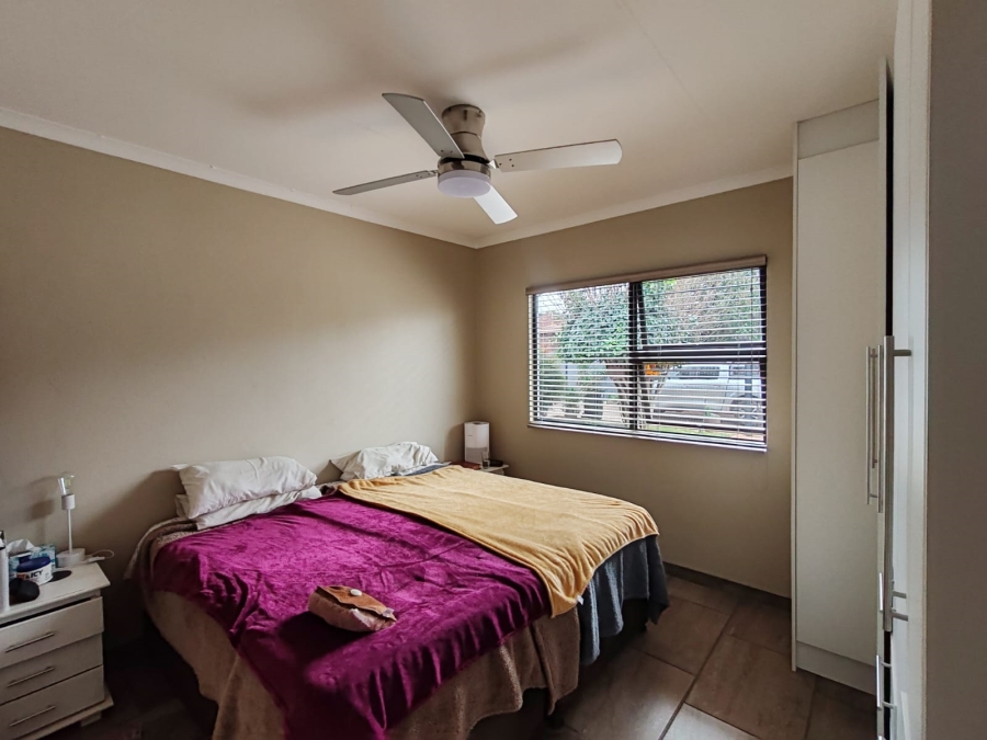 To Let 2 Bedroom Property for Rent in Dalview Gauteng