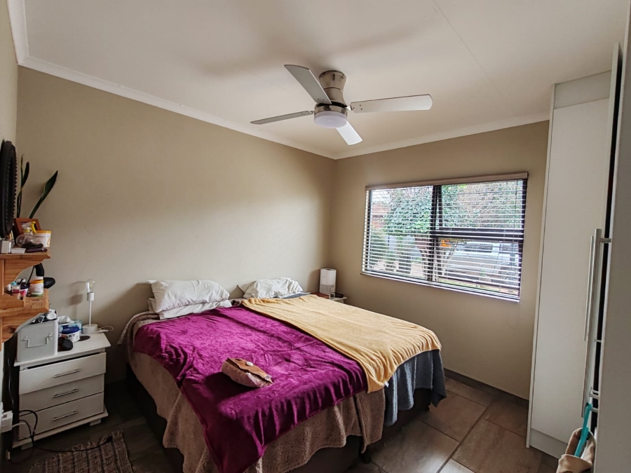 To Let 2 Bedroom Property for Rent in Dalview Gauteng